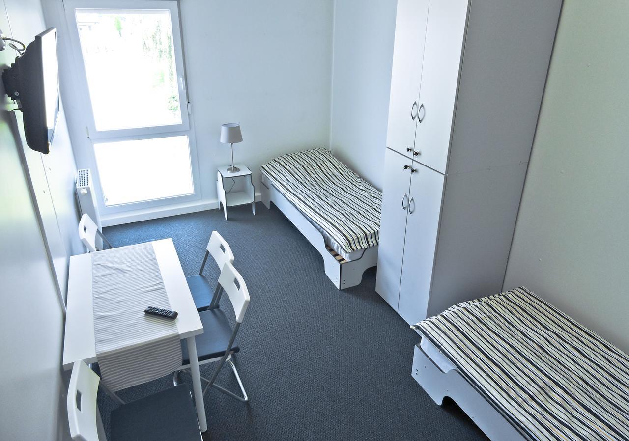 Hostel Września エクステリア 写真